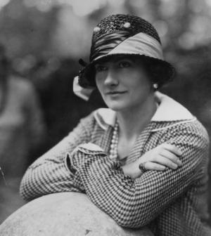 Fashionistas tales - Fashion Designer life : A Story of Designer : Coco  Chanel