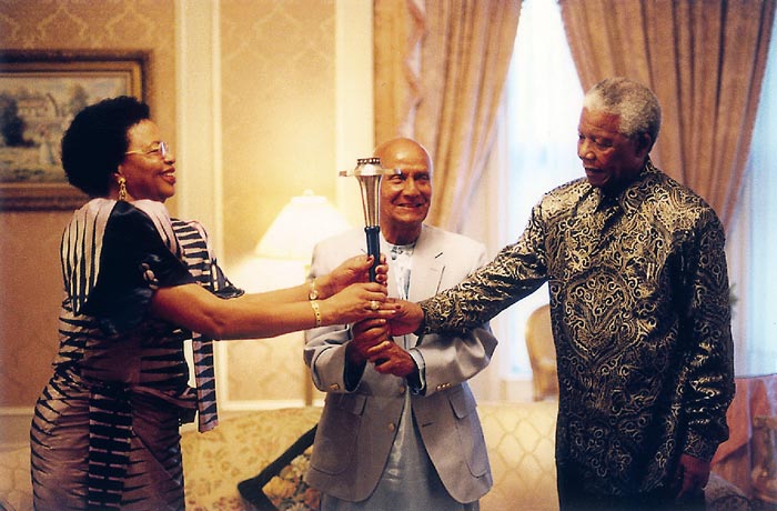 nelson-mandela-sri-chinmoy-garca-michel