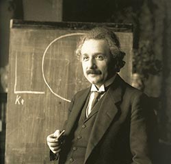 Einstein_1921_by_F_Schmutzer_-_restoration