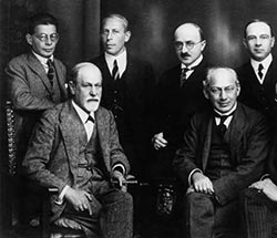 Freud_and_other_psychoanalysts_1922