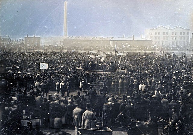 Chartist_meeting,_Kennington_Common