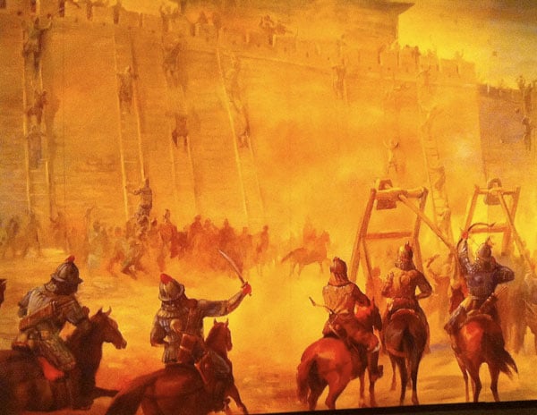 Mural_of_siege_warfare,_Genghis_Khan_Exhibit,_Tech_Museum_San_Jose,_2010