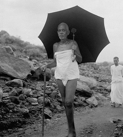 Ramana-Maharshi-walk