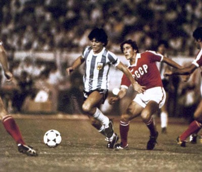 Diego Maradona Biography | Biography Online